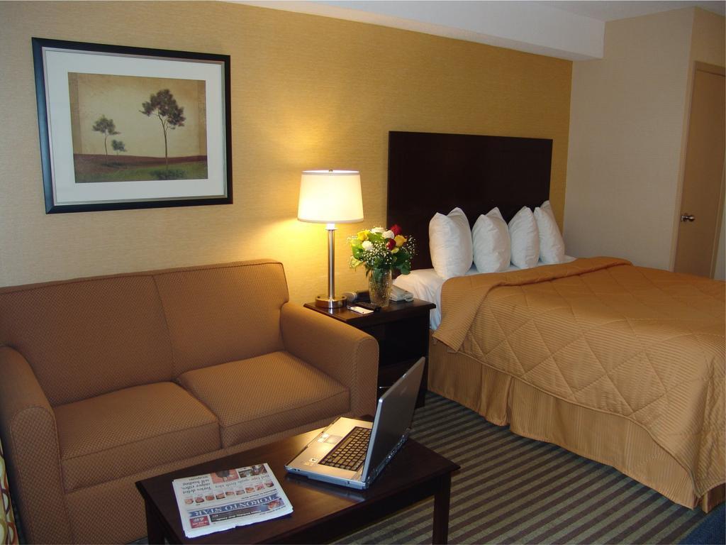 Comfort Inn East Scarborough Toronto Bilik gambar